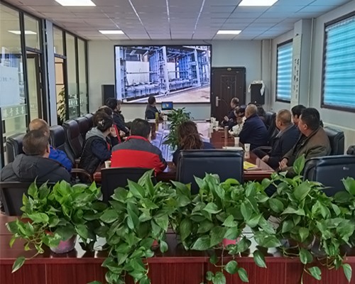 周會(huì )項目匯報會(huì )議